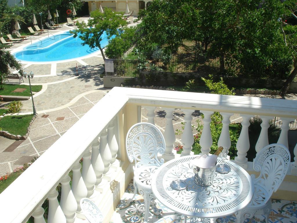 Hotel Sant'Agata SantʼAgata sui Due Golfi Habitación foto